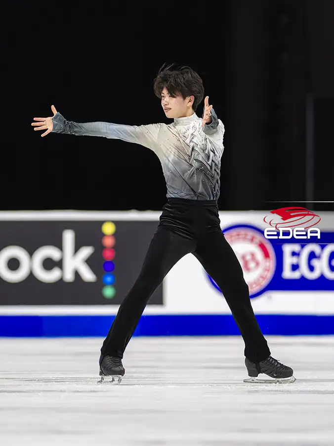 Ice Gallery Skates U.S.